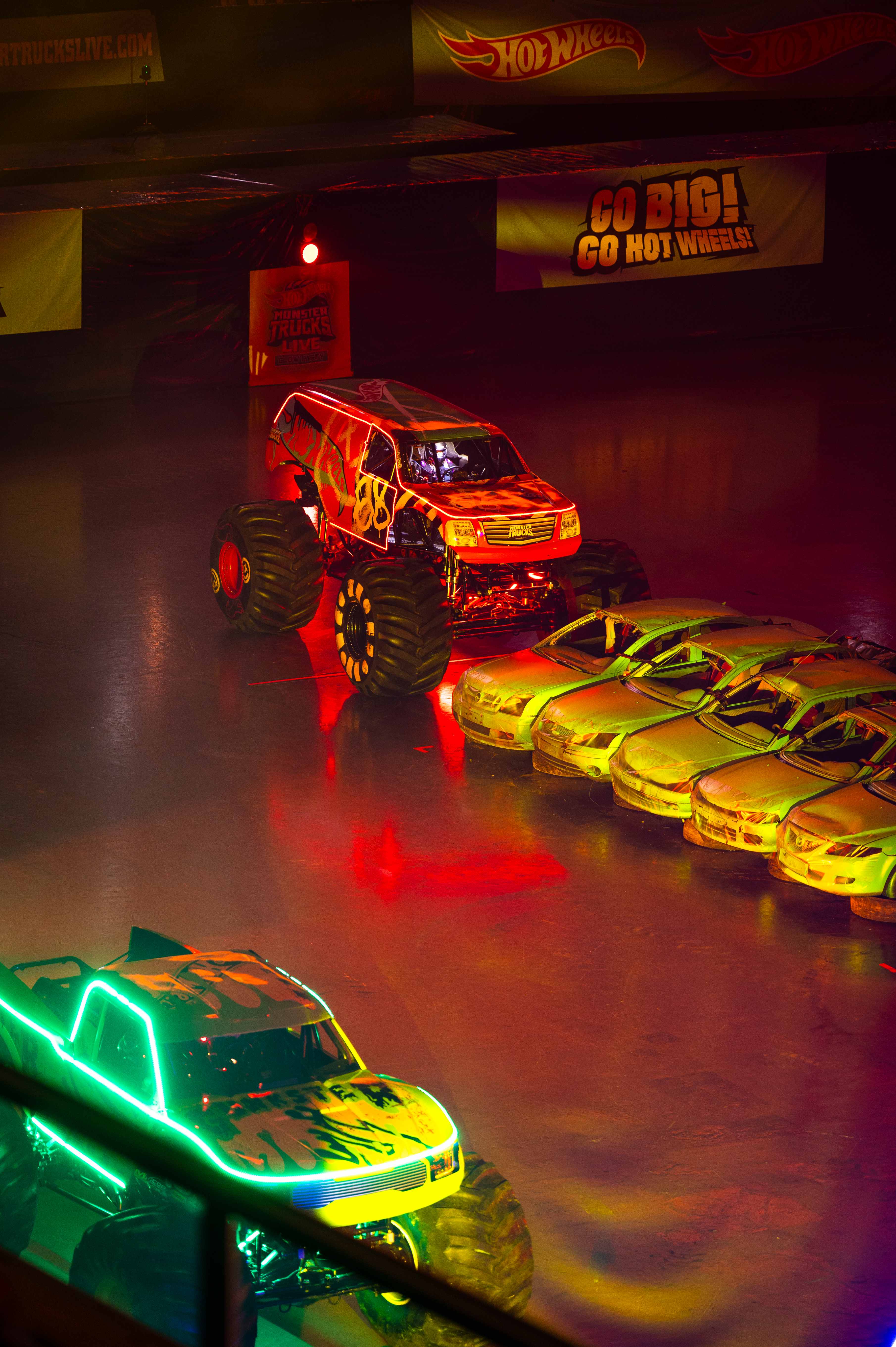 Need for Speed: Carbon — ночные гонки и дрифт