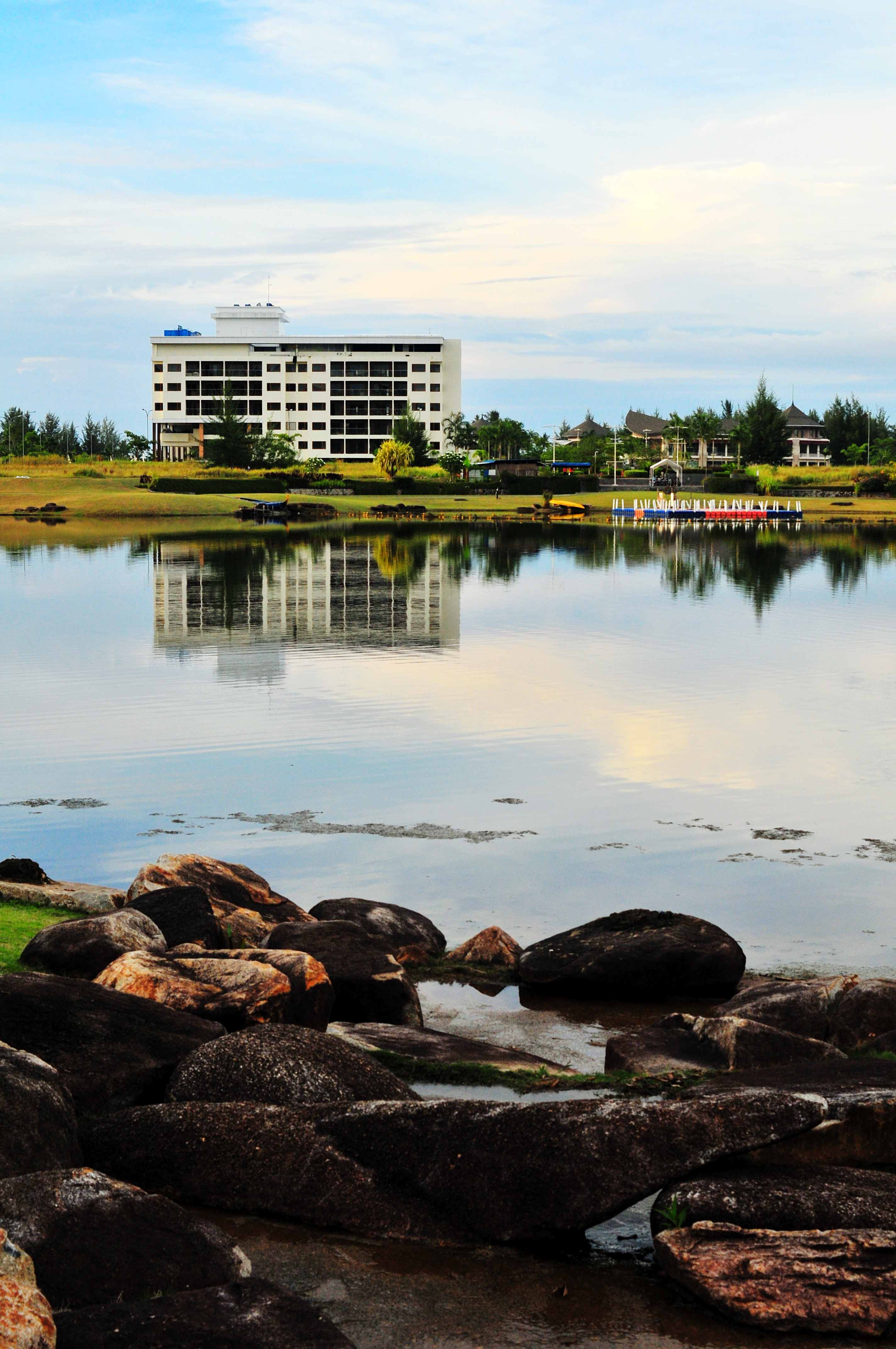 Москва и окрестности: санатории в парках и деревнях